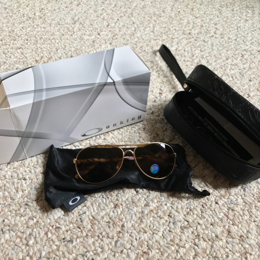 Oakley Tie Breaker Polarized Sunglasses
